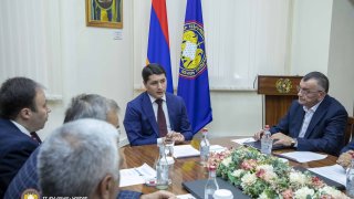 ՀՀ քննչական կոմիտեի 10-ամյակի շրջանակներում ՀՀ ՔԿ նախագահը հանդիպել է համակարգի վետերաններին և պարգևատրել նրանց, ինչպես նաև հիմնադրվել է ՀՀ ՔԿ պատմության թանգարան